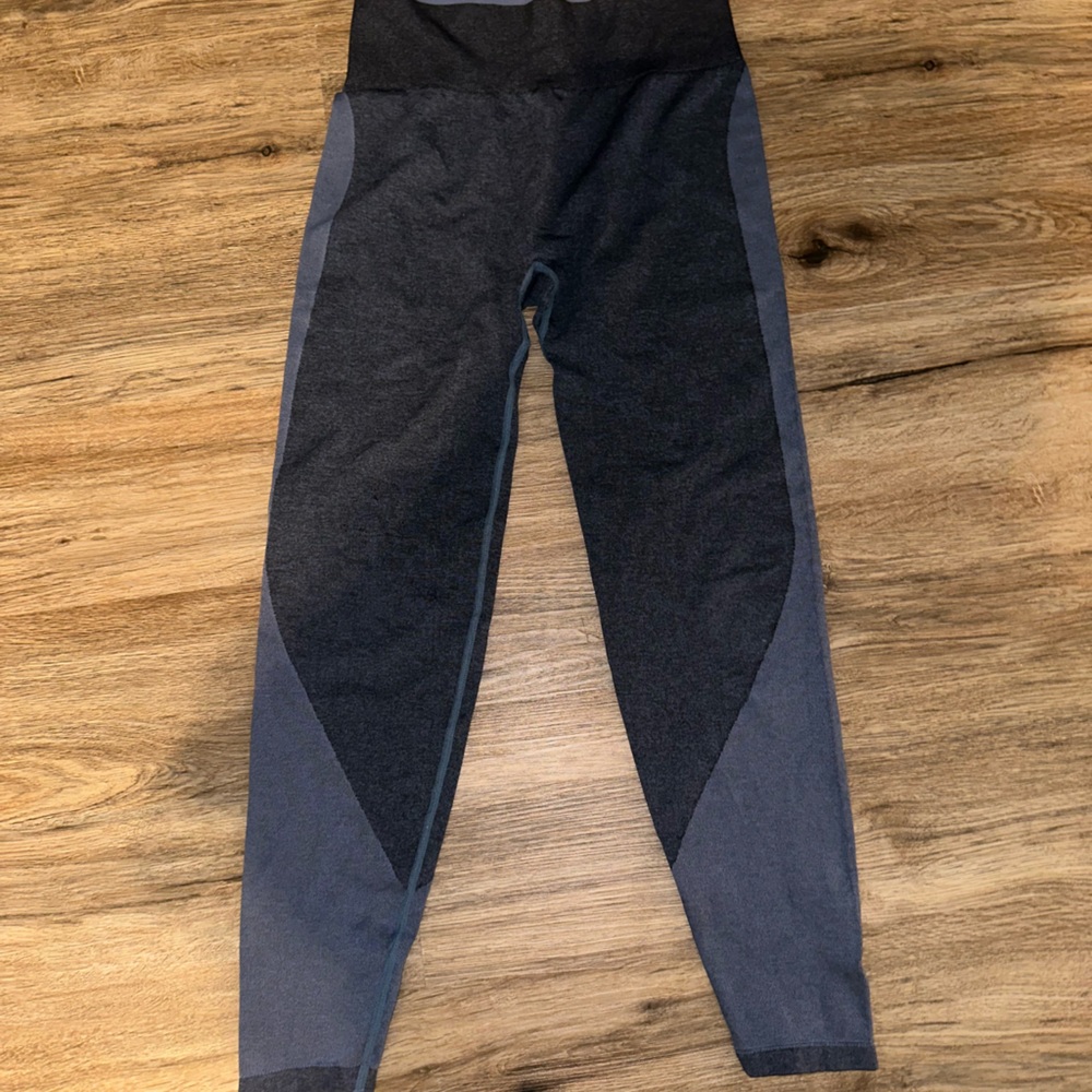PINK leggings
